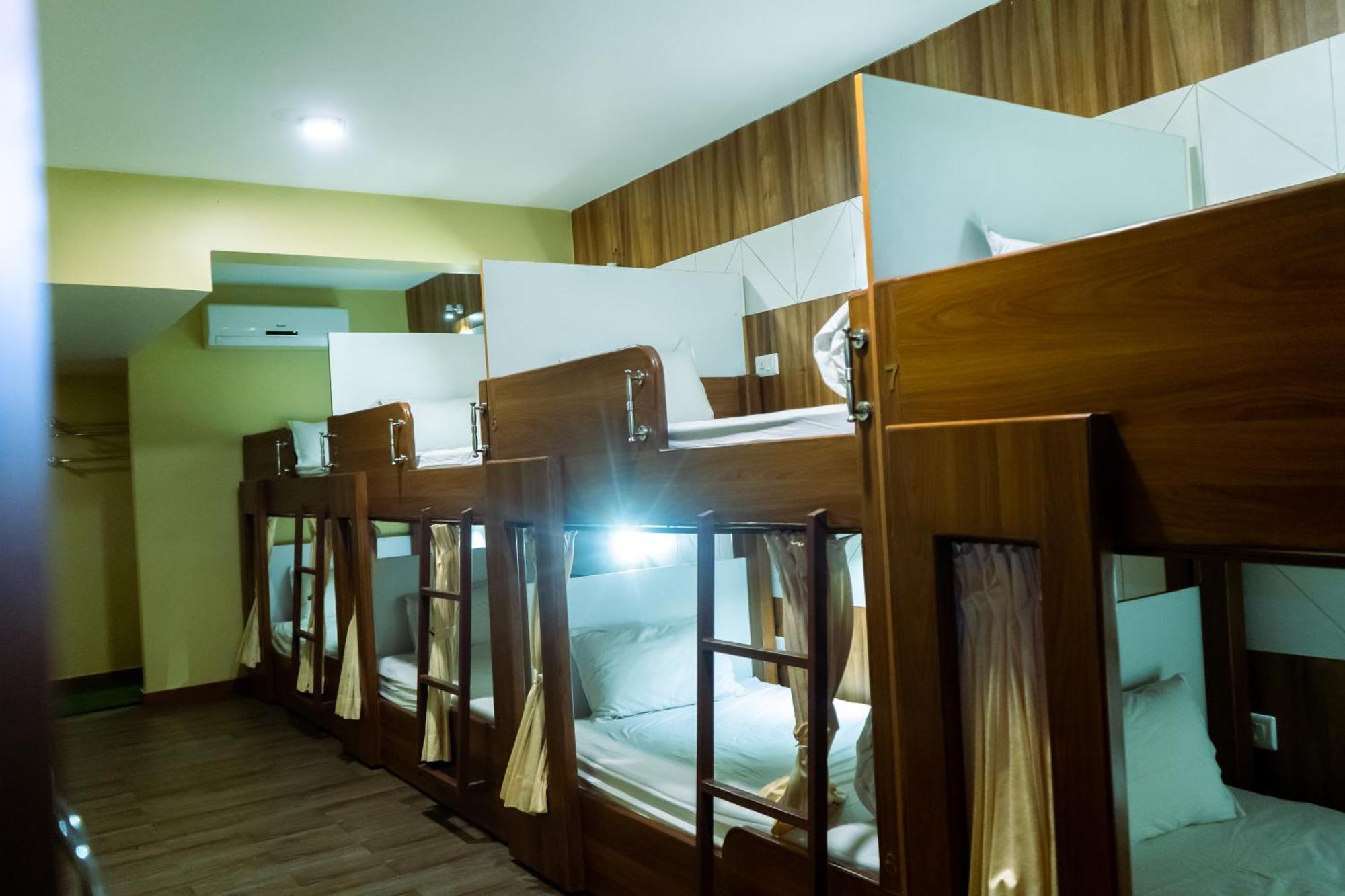 Hotel Glory Garden Pokhara Habitación foto