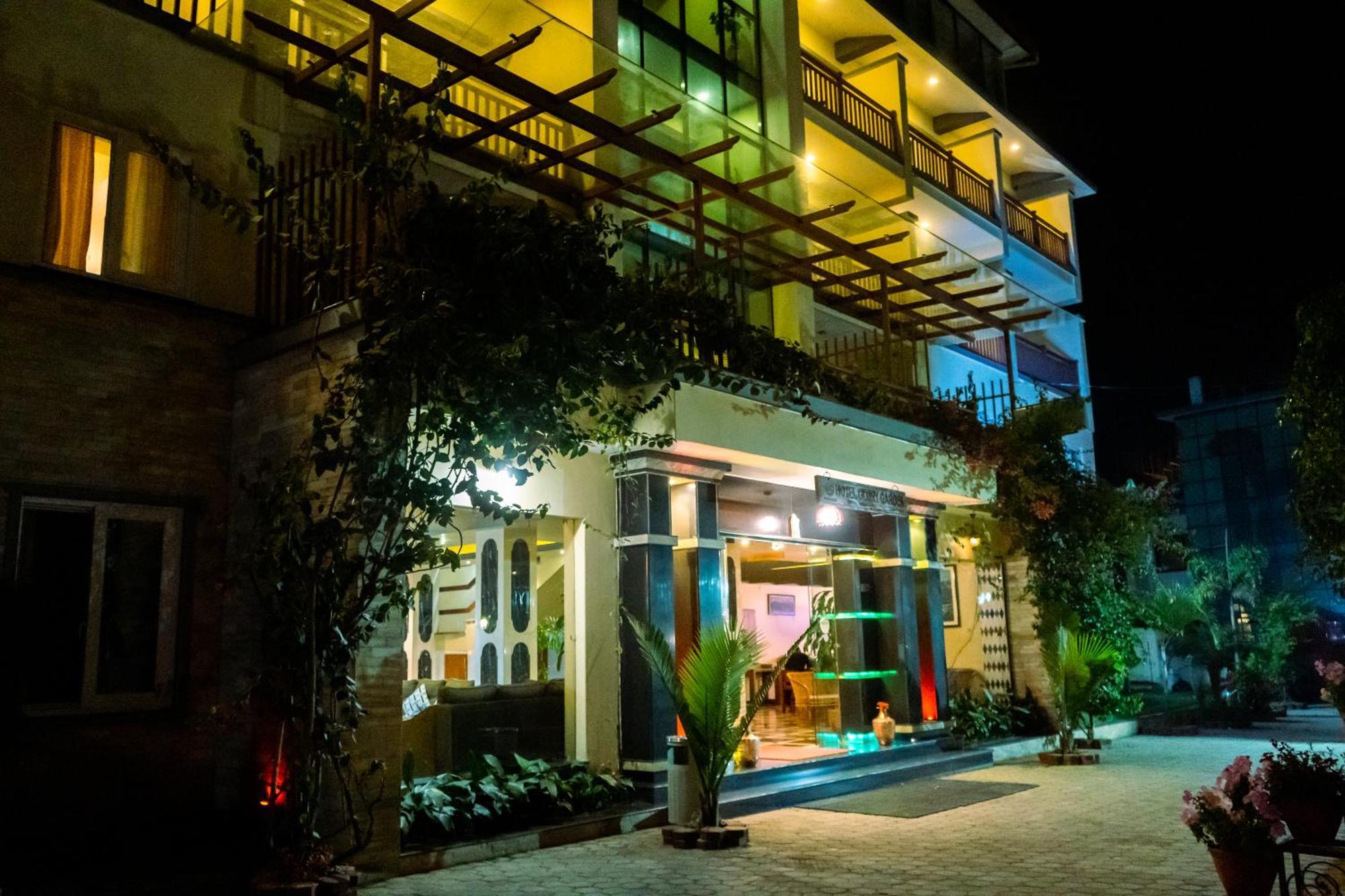 Hotel Glory Garden Pokhara Exterior foto